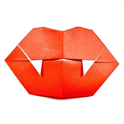 Origami Vampire Mouth, the finished model