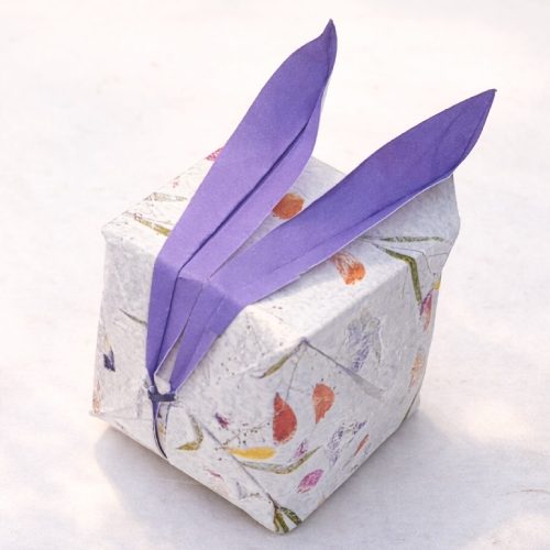 Origami Traditional Origami Balloon Rabbit, the finished model